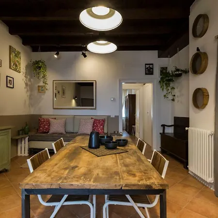 Dom wakacyjny Casa Moroni 76 *